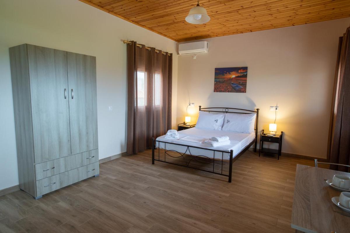 Venia's Apartments - Housity