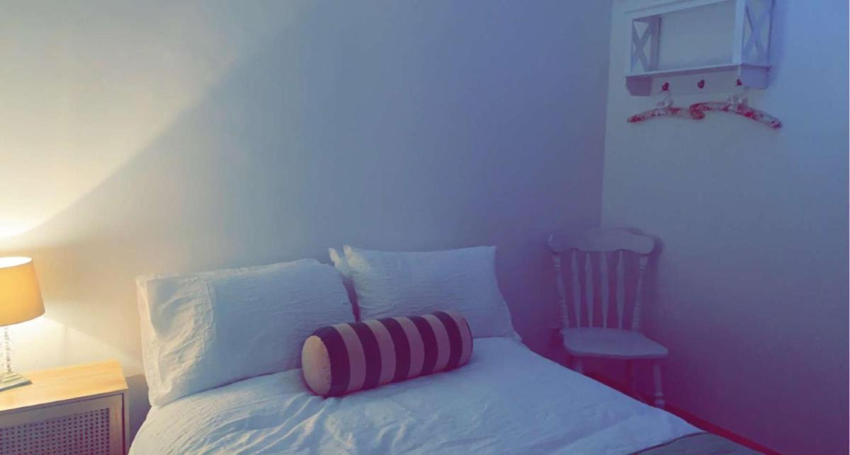 Be's Cottage - Housity