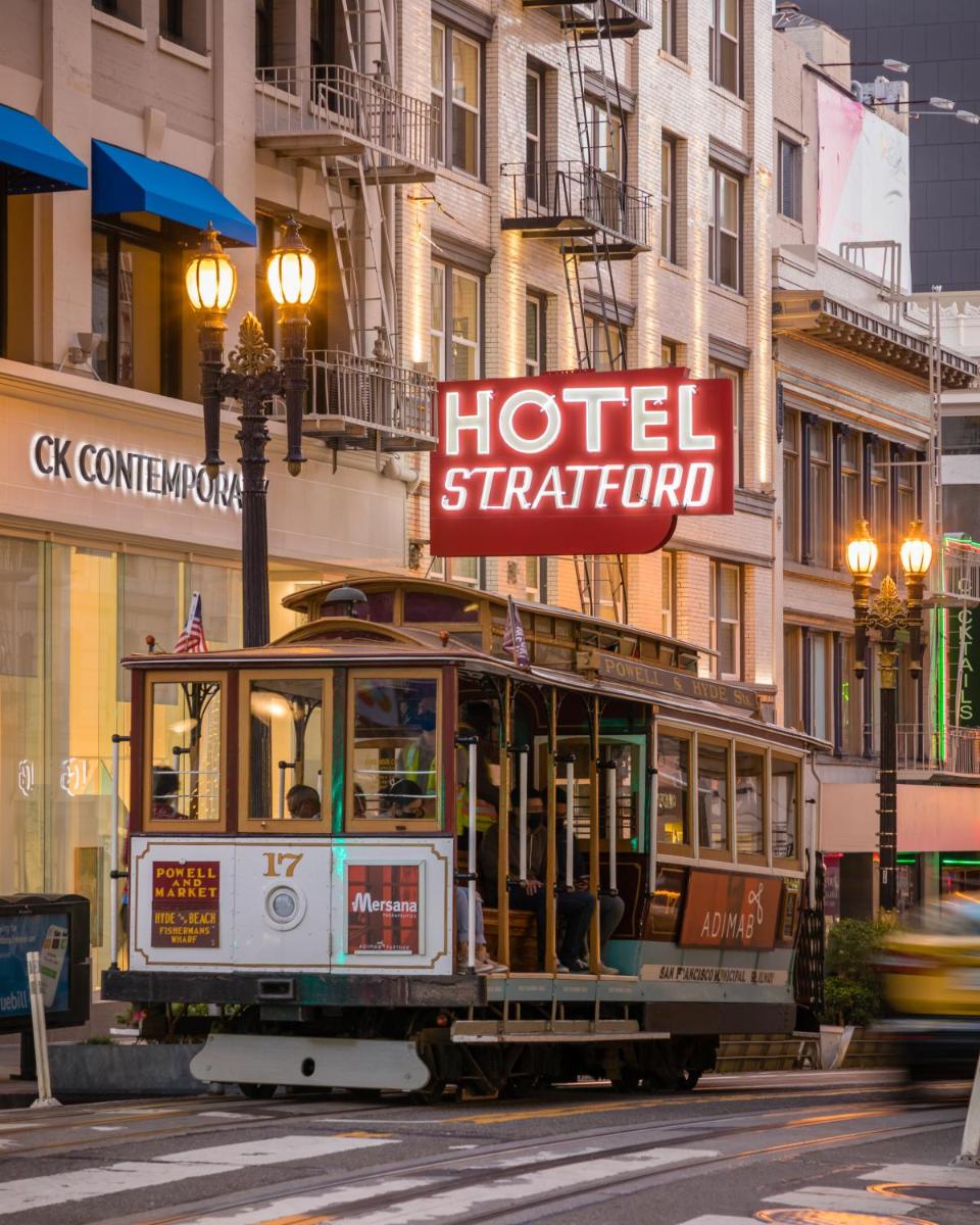 Hotel Stratford - Housity