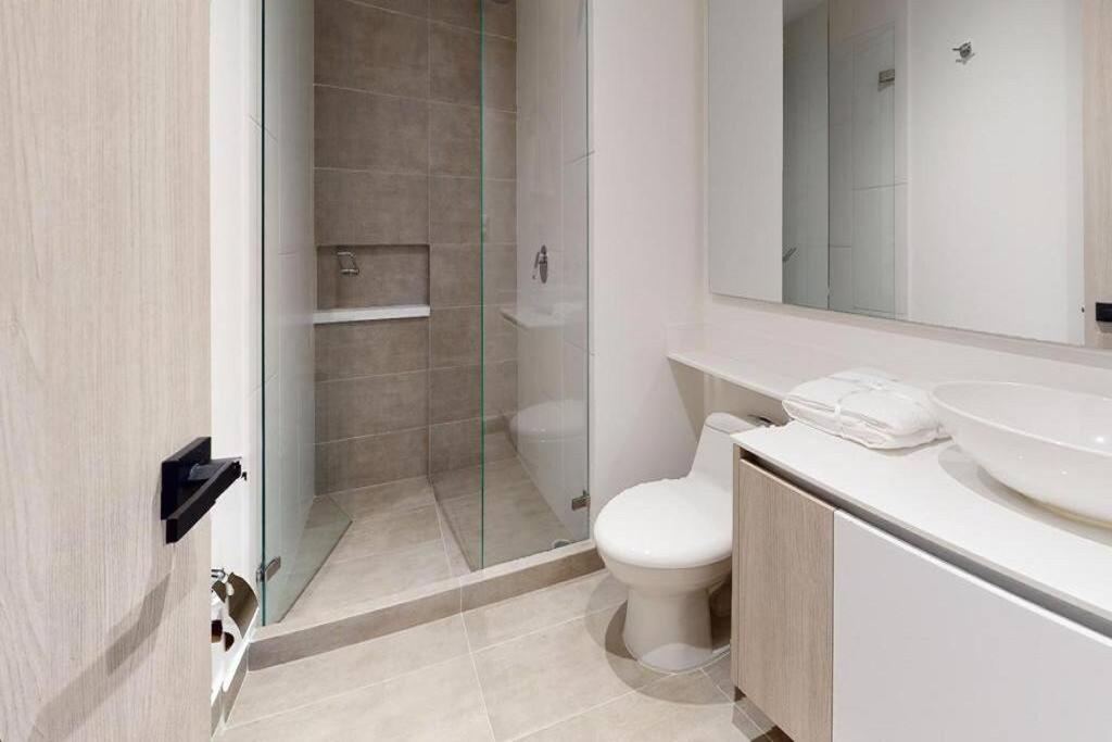 LOFT CON BALCON EN CHAPINERO - Housity