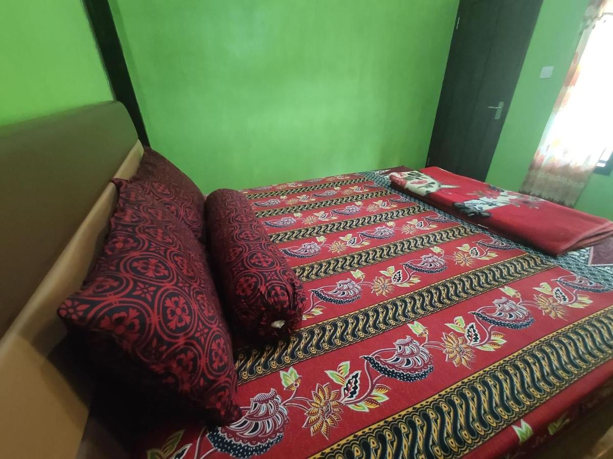 Hadi Homestay - Housity