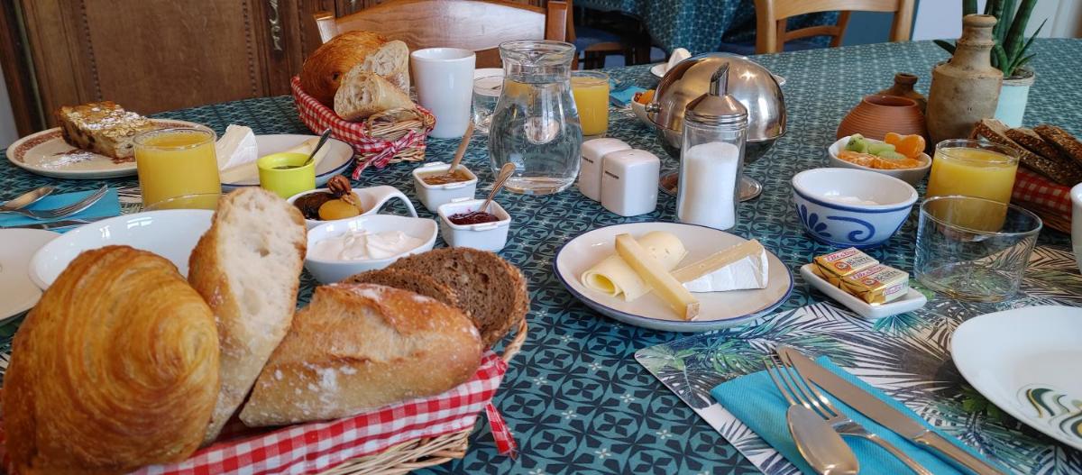 Le Relais des 4 Saisons - Chambres d'hôtes B&B Parking gratuit - Housity