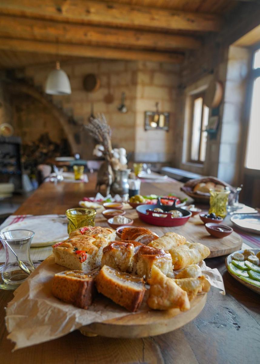Doda Artisanal Cave Hotel 14 Plus - Housity