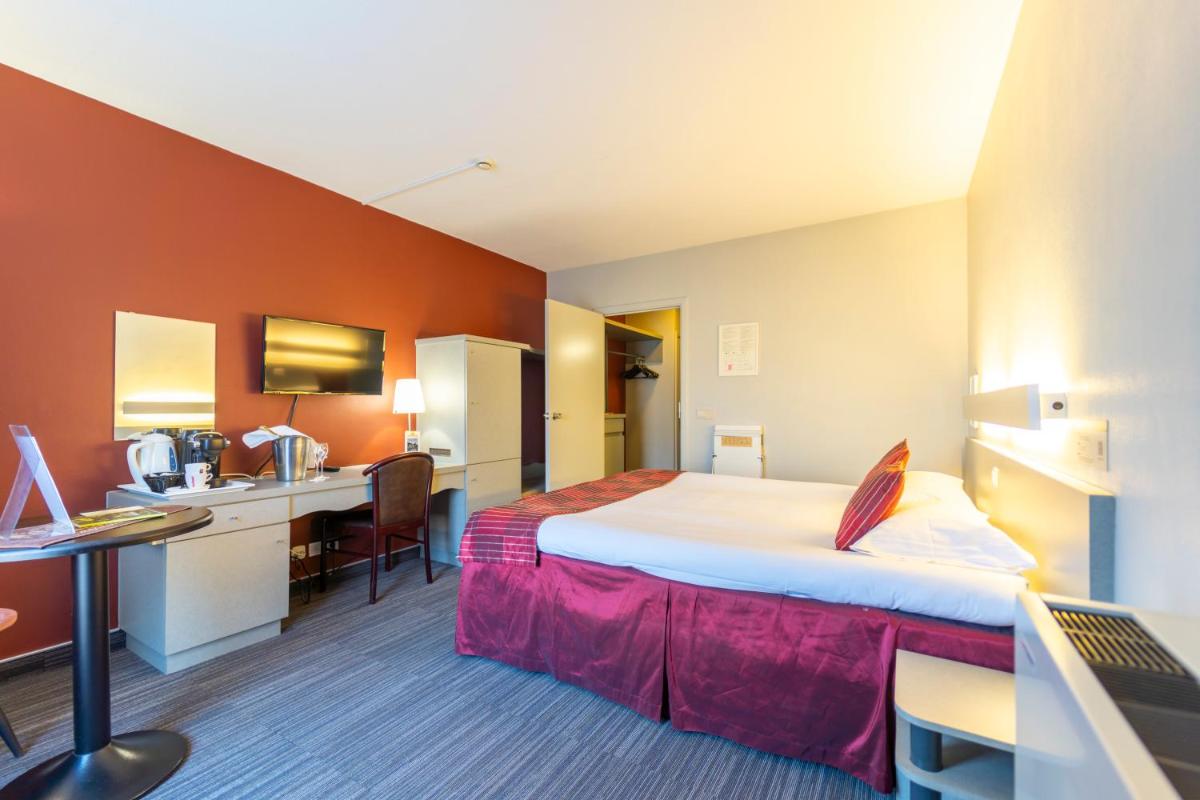 Hotel Ambiotel - Housity