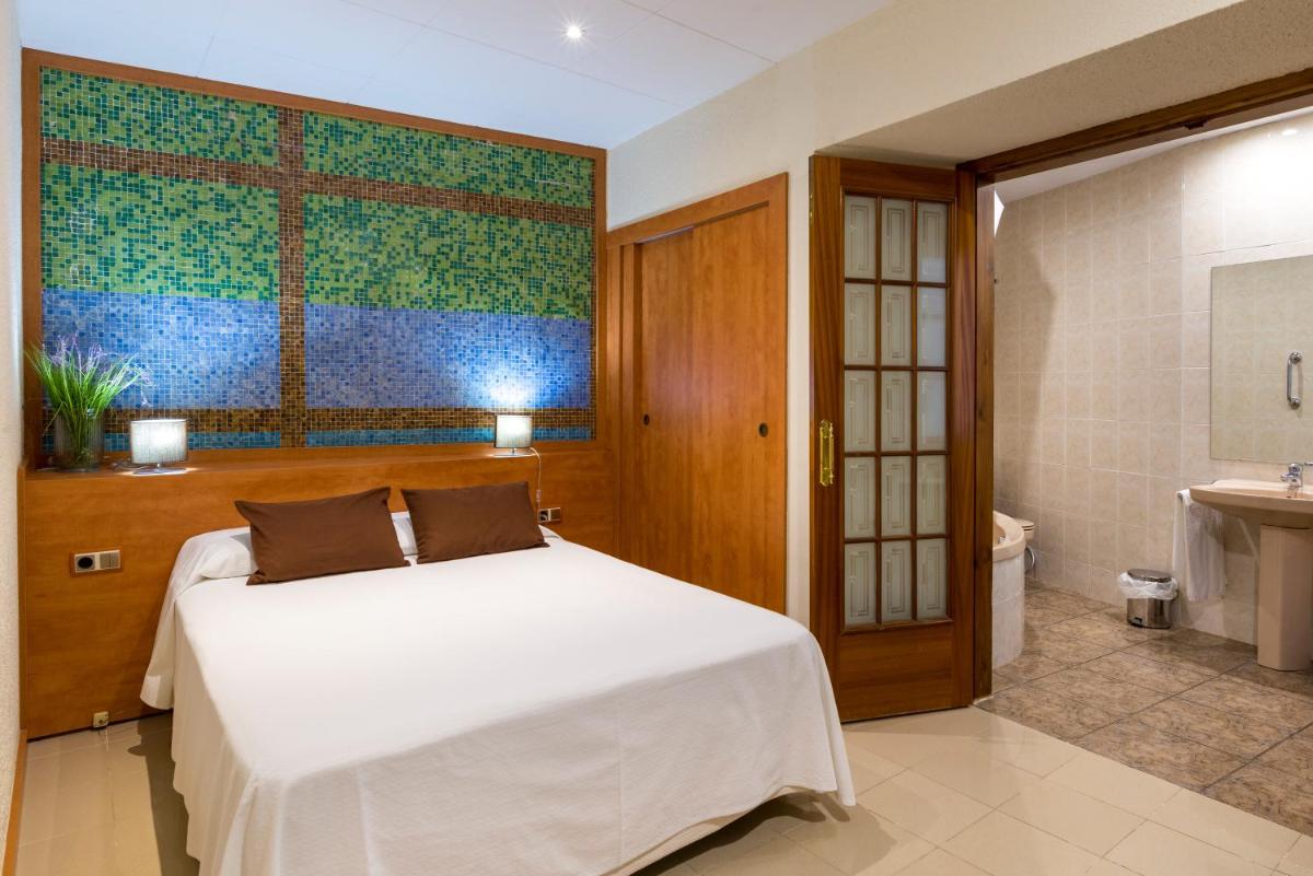 Hotel Capri - Housity