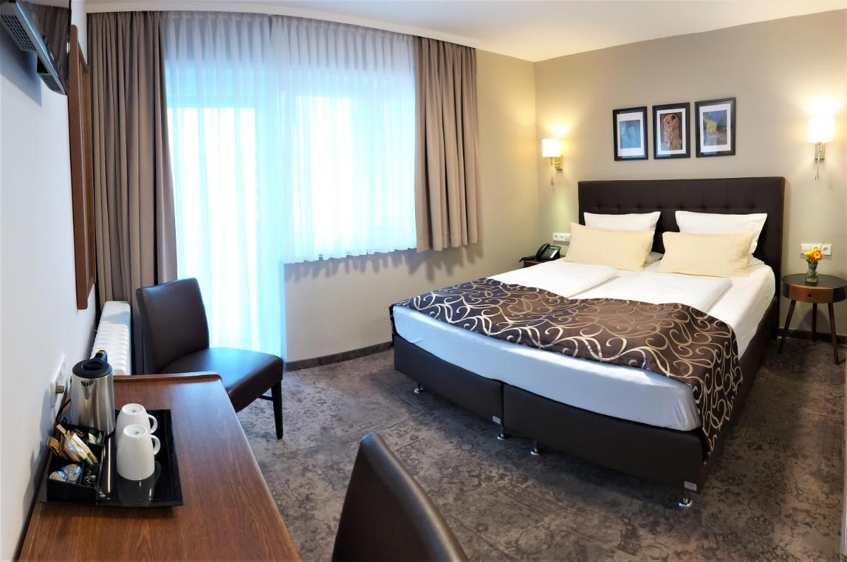Hotel Regina - Housity