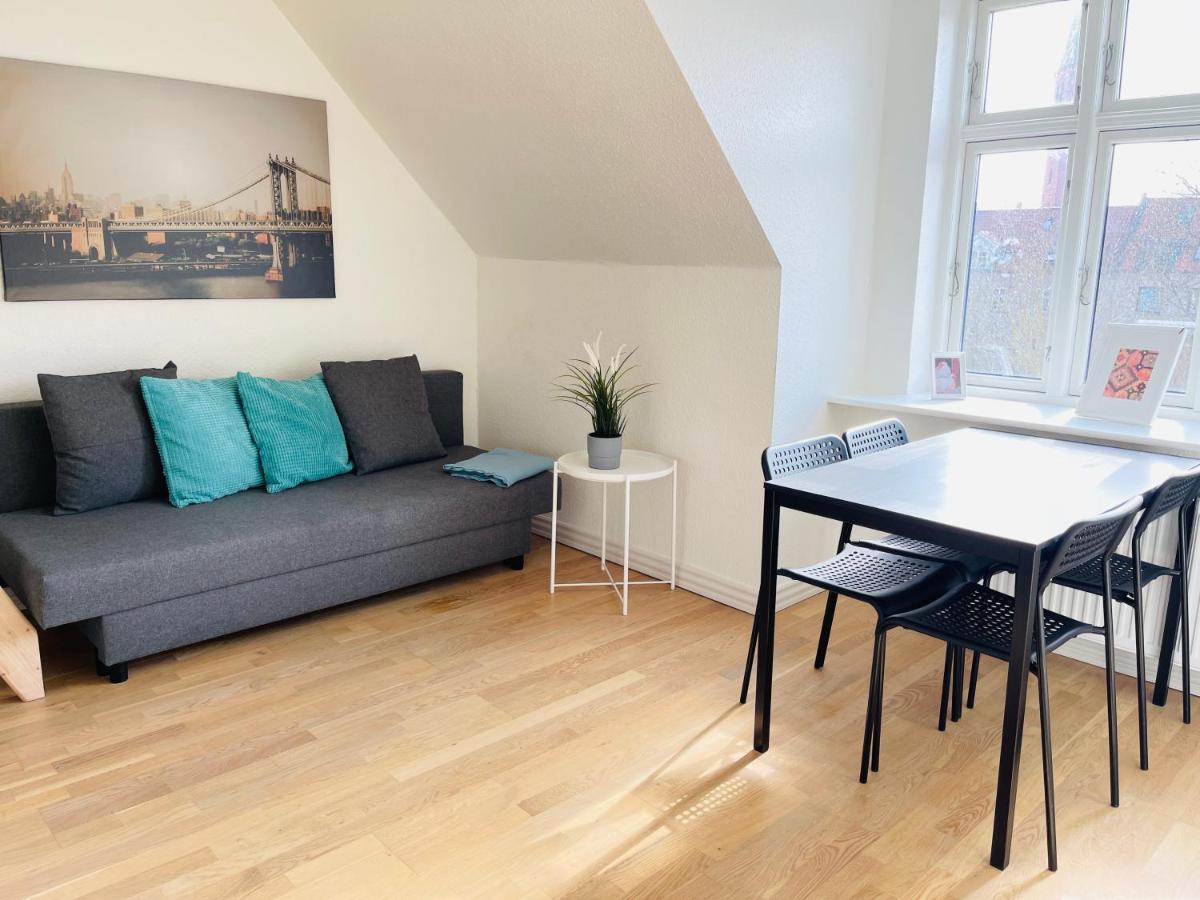 aday - Apartment with Balcony and barbecue - Housity