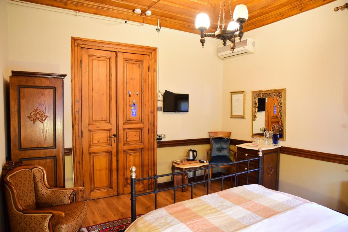 Ottoman Suites by Sera House - Housity