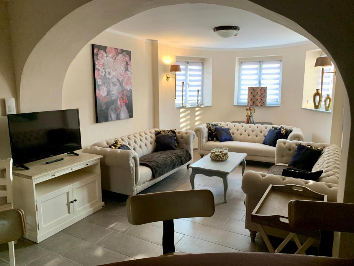 Villa Le Palais Quedlinburg - Housity