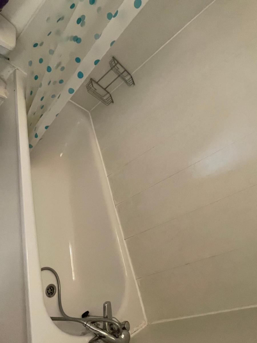 Vibrant & Cosy London Apartment Near Wembley - Housity