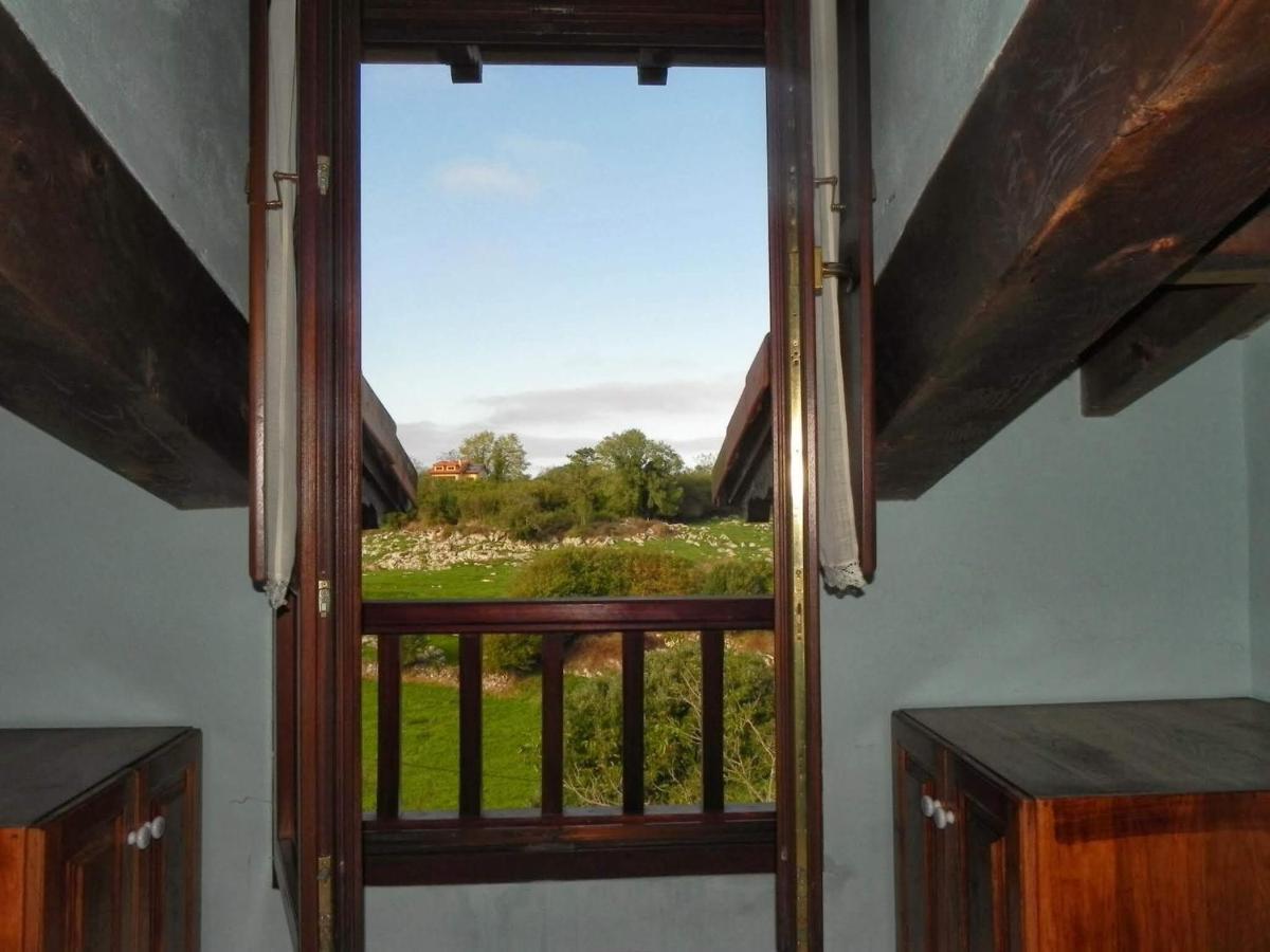Apartamentos Rurales Vallanu rodeados de naturaleza en Llanes y a 3 kilómetros de las playas - Housity