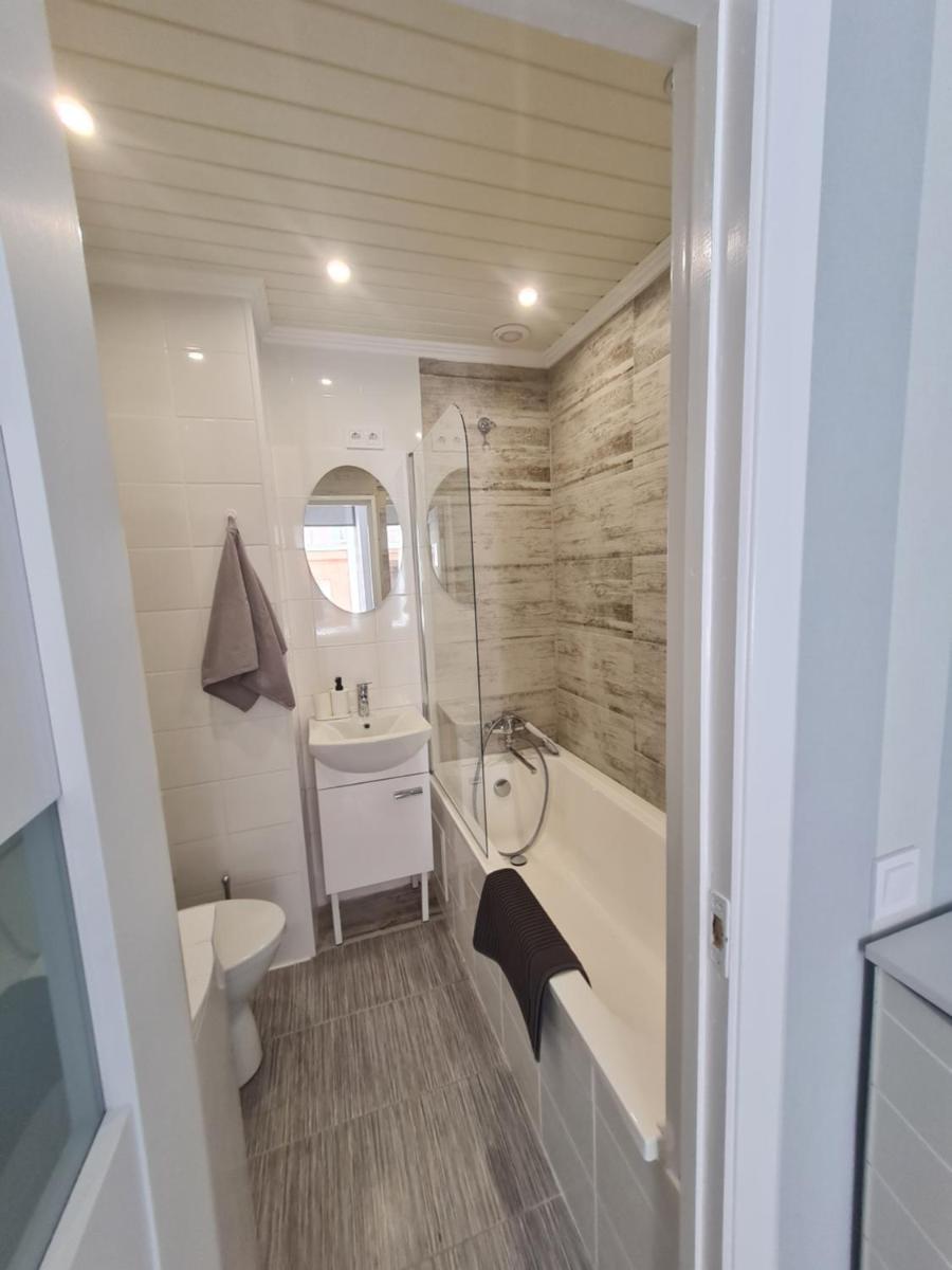 Central Star - Housity