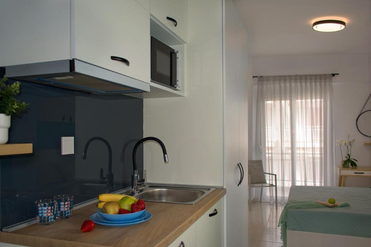 Kochyli Beach Studios - Housity