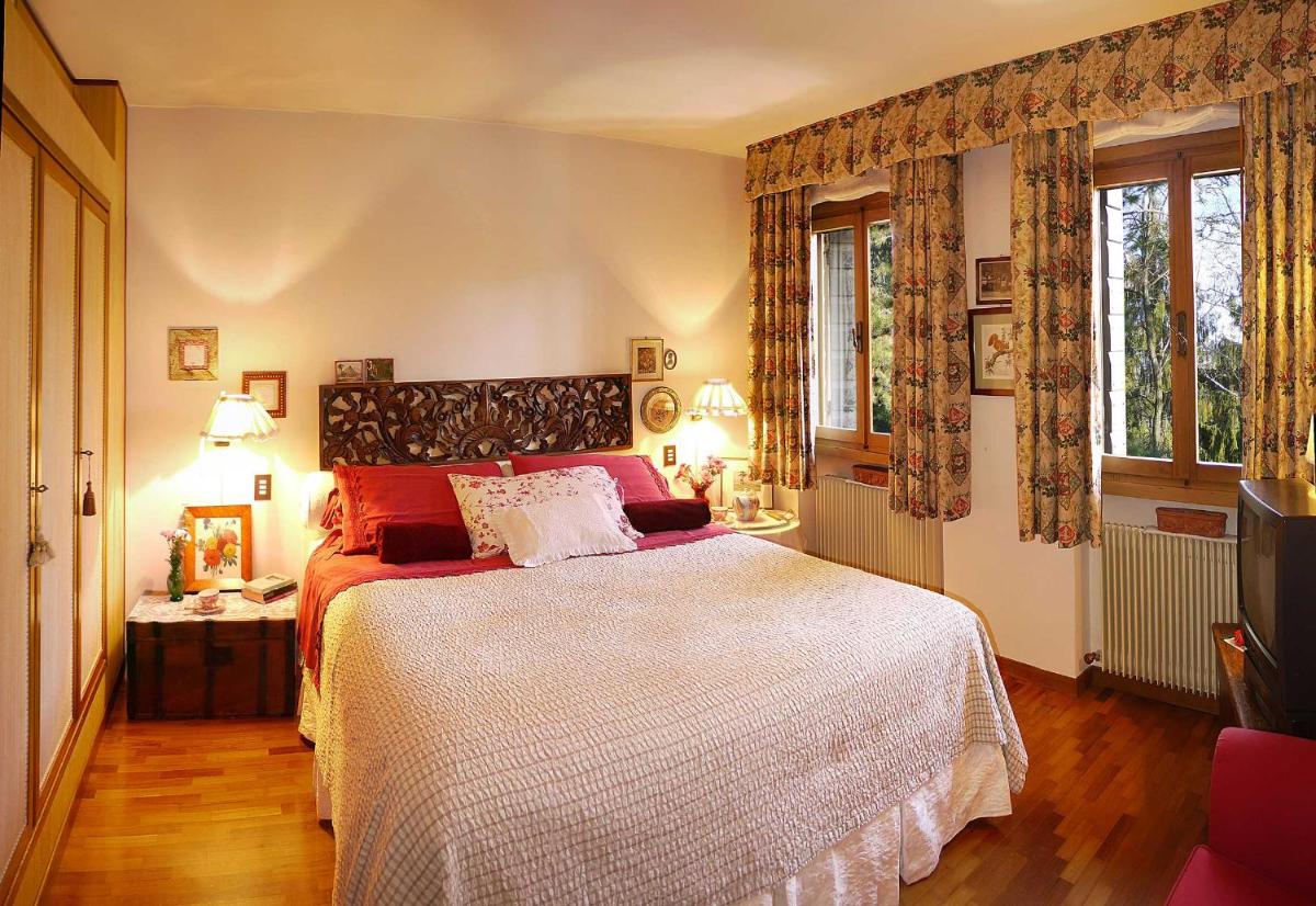 Asolo hills La Cimetta chic villa with pool - Housity