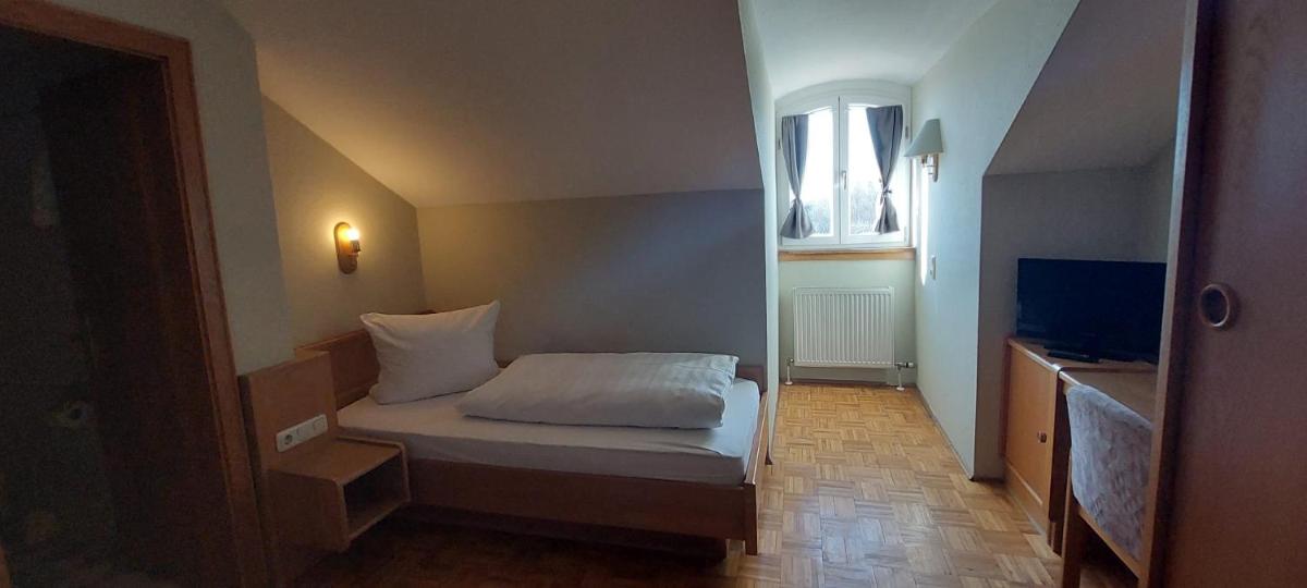 Hotel-Restaurant Kreuzhuber - Housity