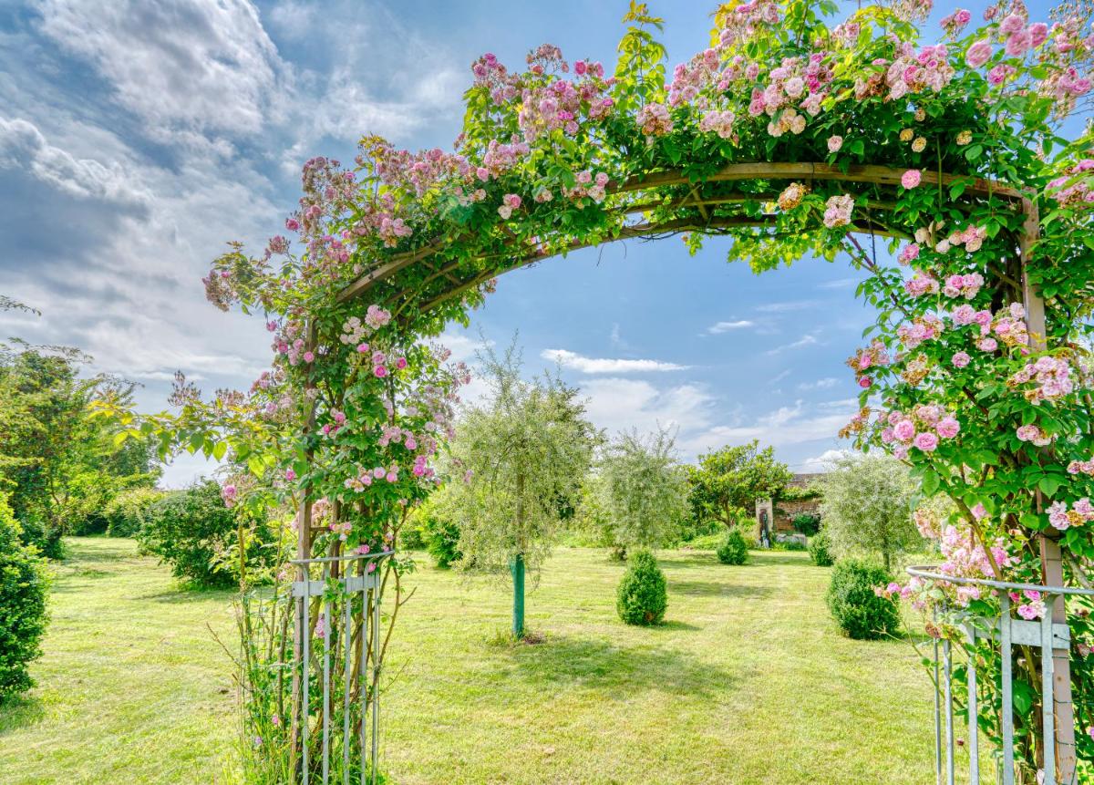 Nunki, Maison de campagne avec grand jardin - Housity