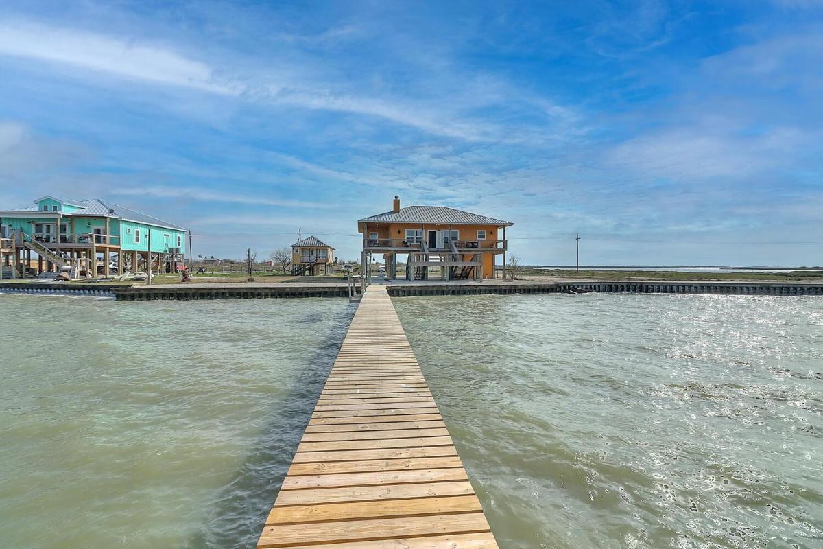 Egery Island Dream - Housity