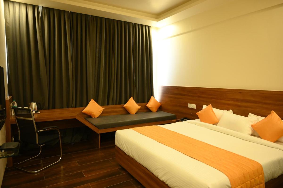Suitetrails - HOTEL MAKHAN VIHAR