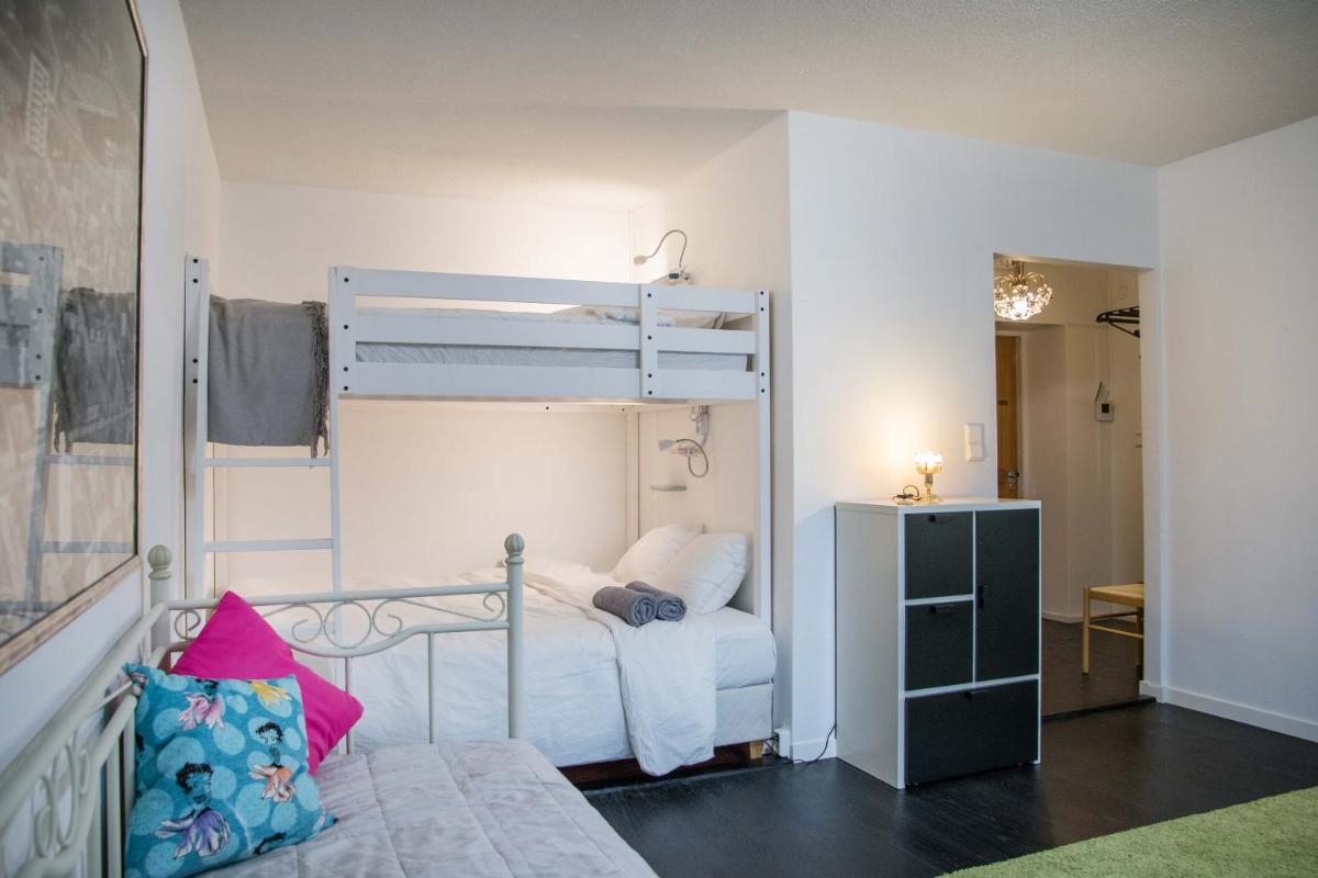 Central Studio Apartment - Hizvo