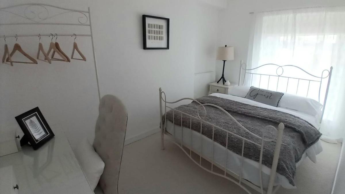 Parc Cottage - Housity