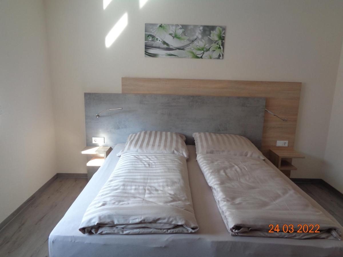 An der Linde - Housity