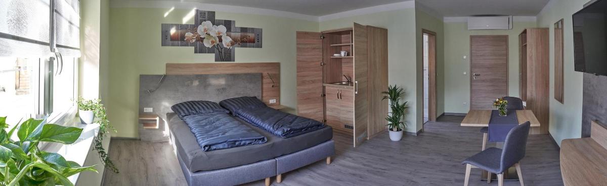 An der Linde - Housity