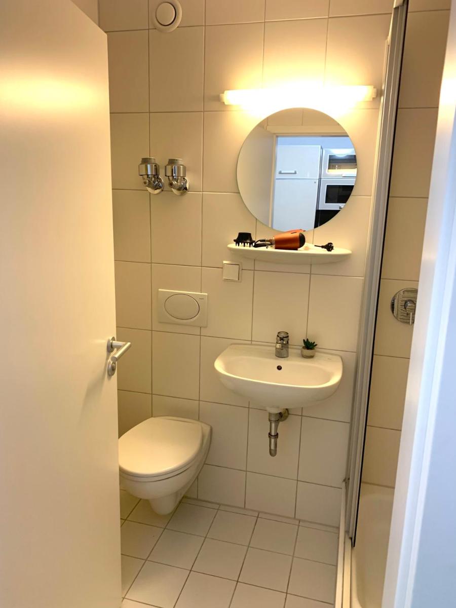 Beautiful Premium Apartment, Near University , WIFI , Free Parking - Housity