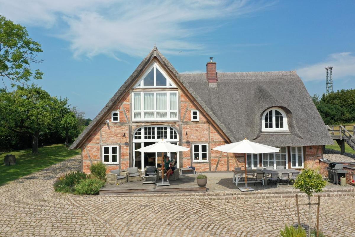 Reethaus Hoheleuchte - Housity