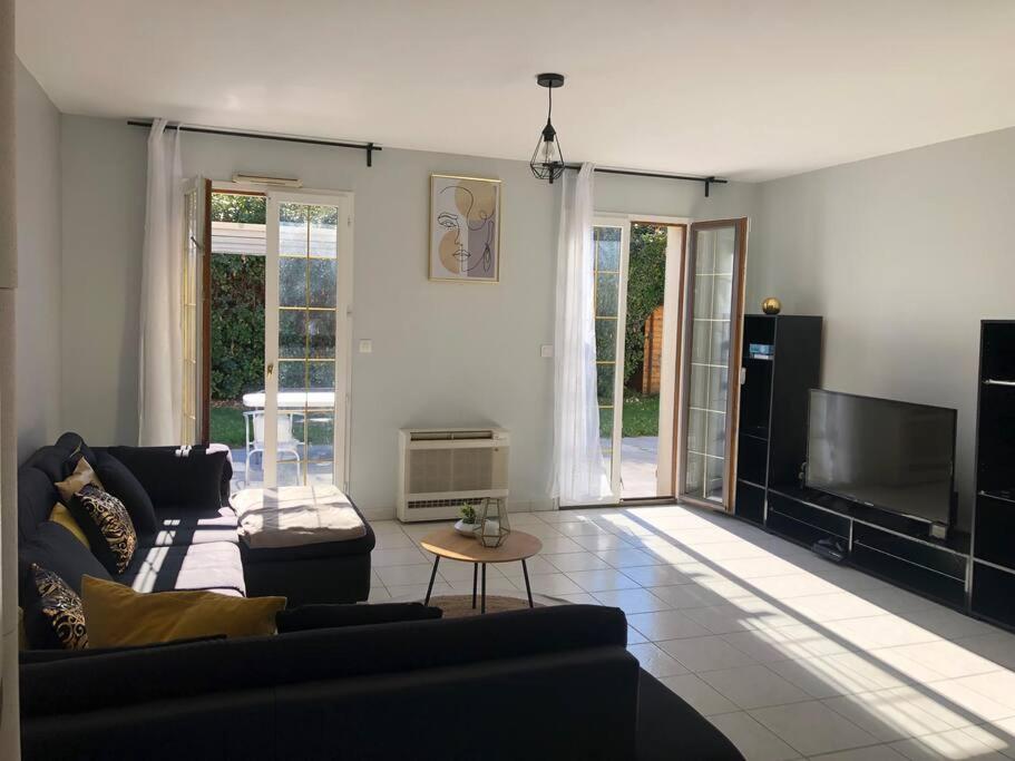 Grande Villa entière en Famille ou entre amis(es) - Housity