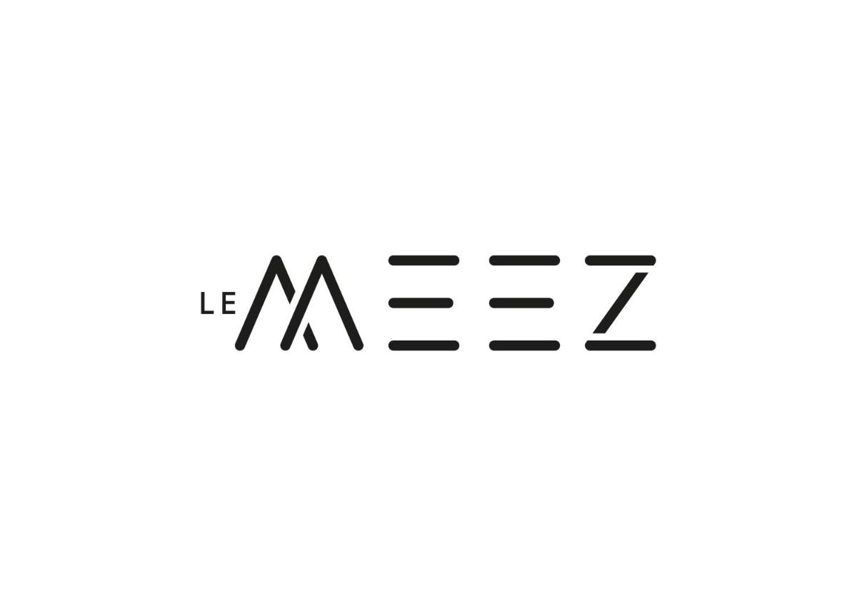 Certificat, récompense, panneau ou autre document affiché dans l'établissement Le Meez