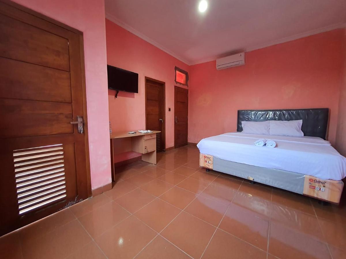 Pakde air cafe and homestay Grabag Magelang Mitra RedDoorz - Housity