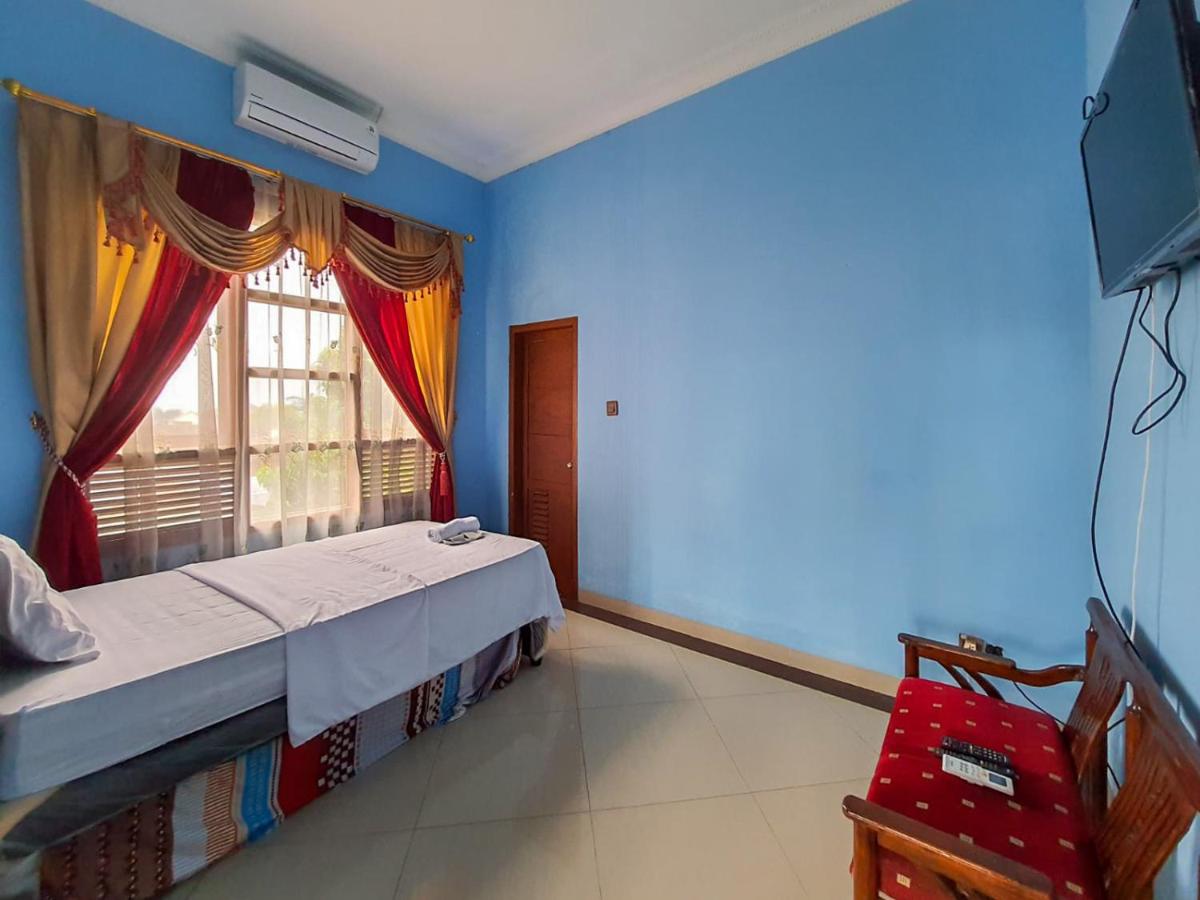 Pakde air cafe and homestay Grabag Magelang Mitra RedDoorz - Housity