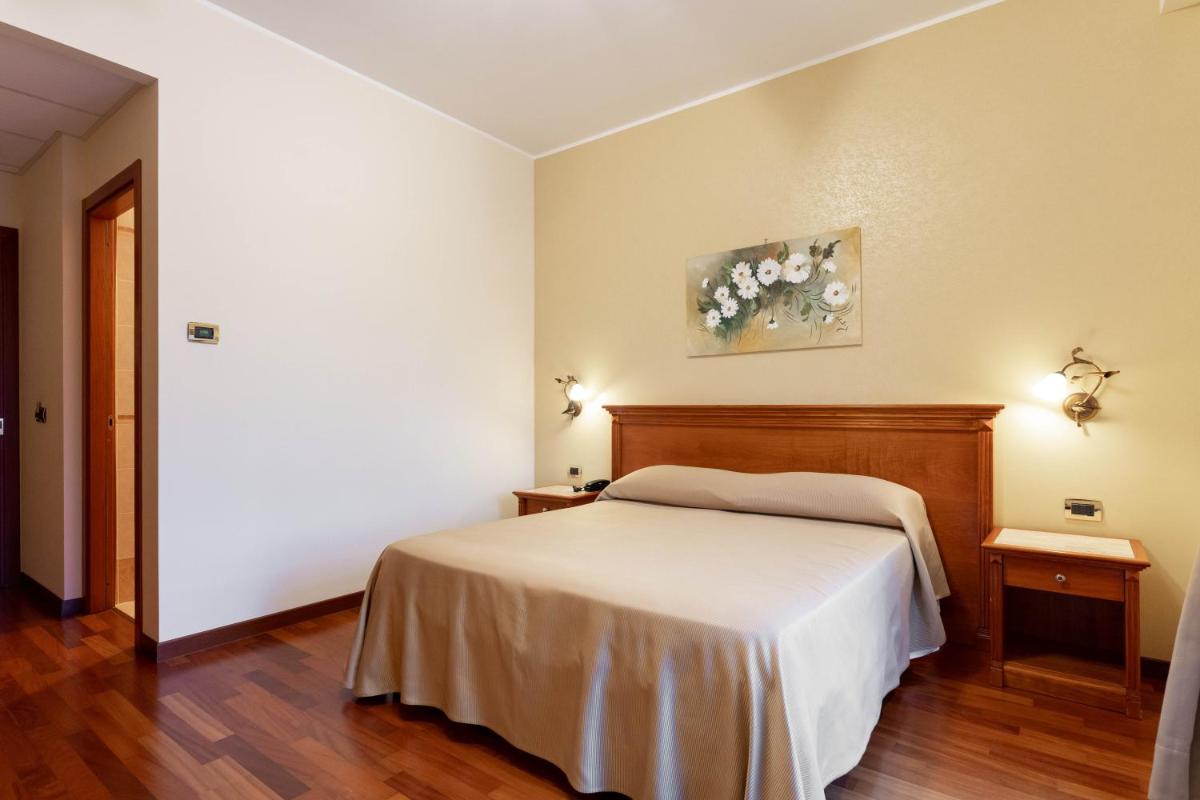 Domus Hotel - Housity