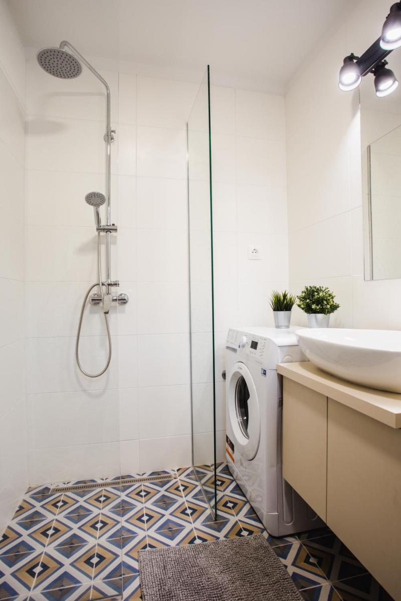 V10 B Apartment - Housity
