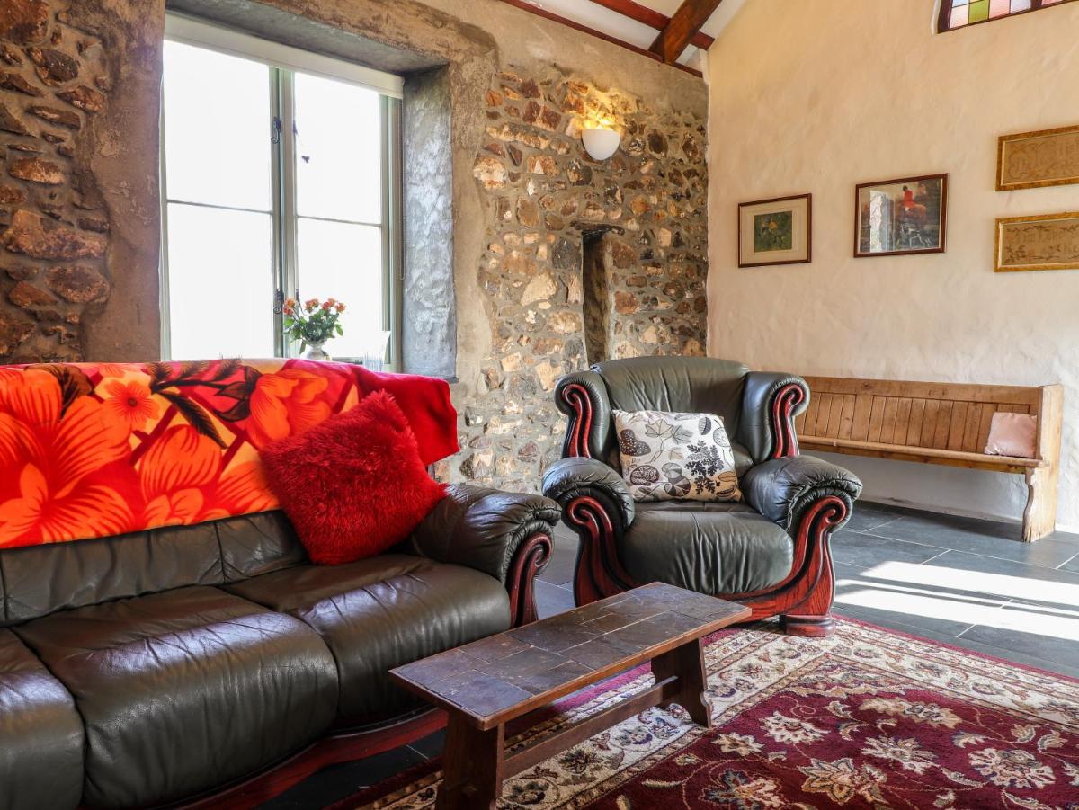 Old Spot Cottage - Housity
