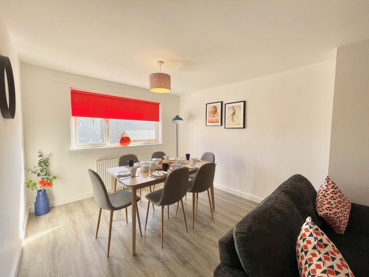 Stunning 3 bed house in East Kilbride - Housity