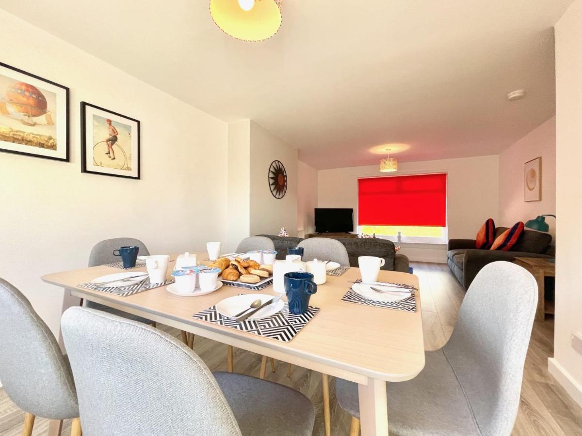 Stunning 3 bed house in East Kilbride - Housity