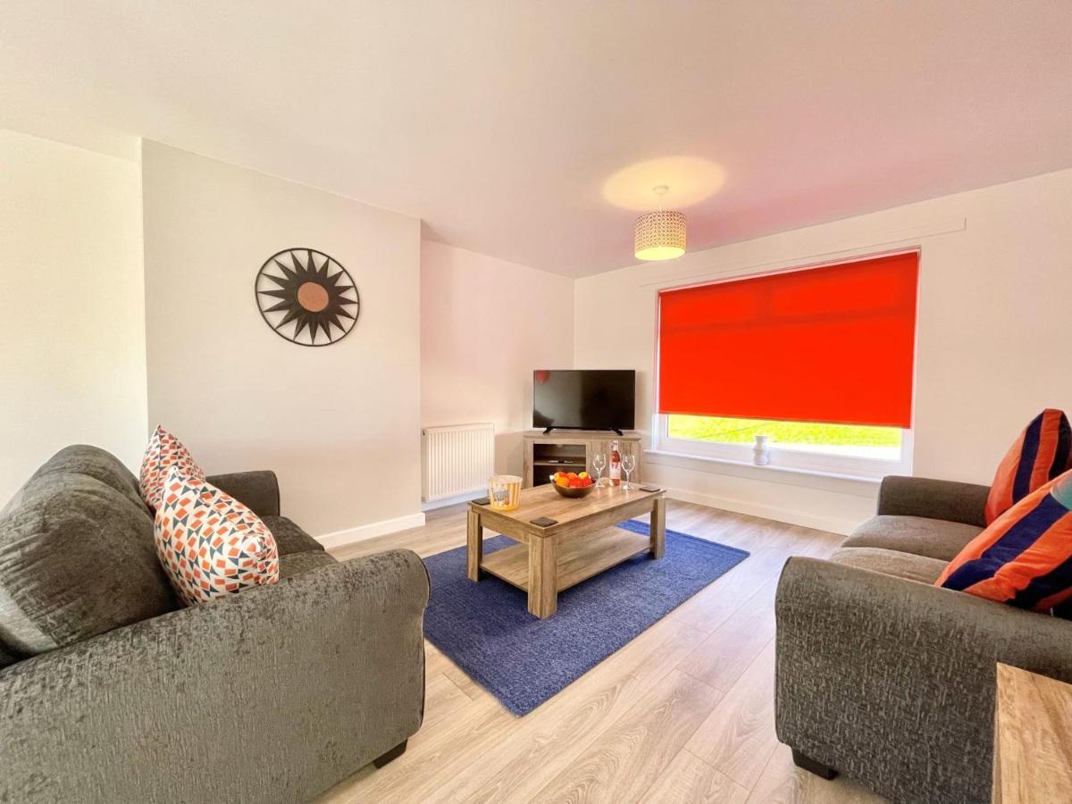 Stunning 3 bed house in East Kilbride - Housity