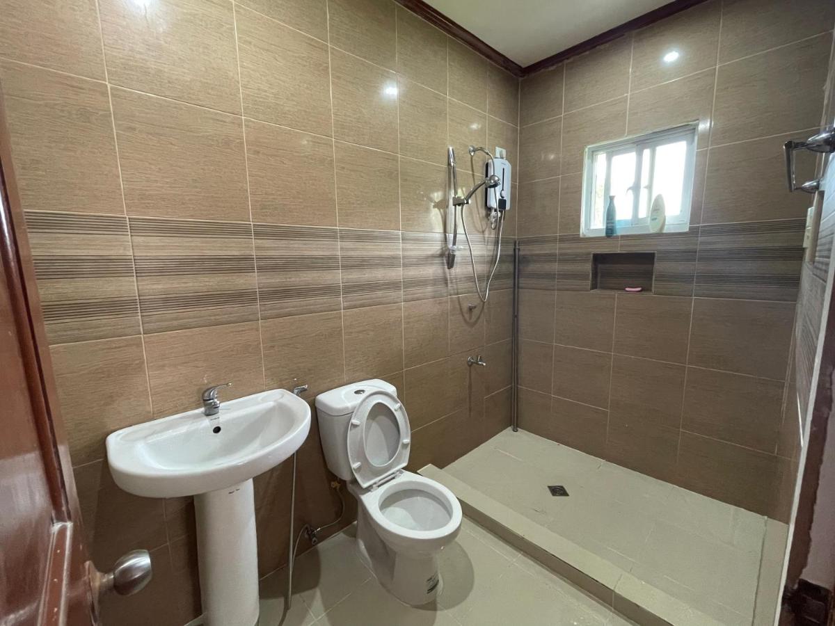 Cozy, Private Family house - Housity
