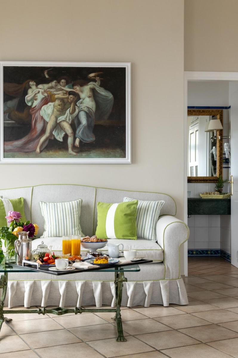 Hotel Caesar Augustus - Housity