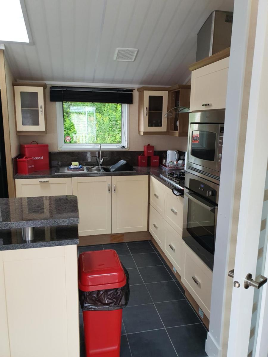 Holly Lodge - Housity