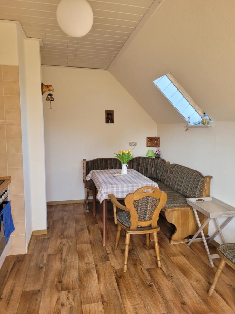 Ferienwohnung "Lindenblick" - Hizvo