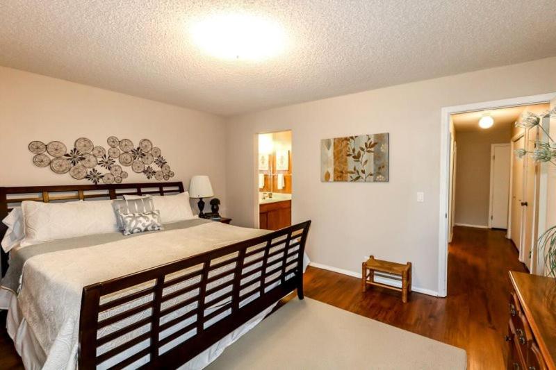 14620 - 20 Lindsay Lane - Housity