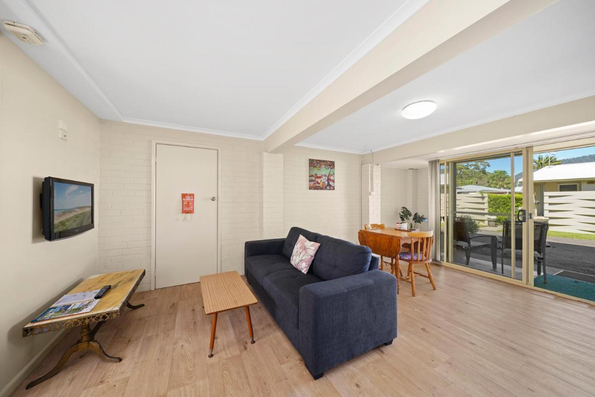 Sundial Holiday Units - Housity