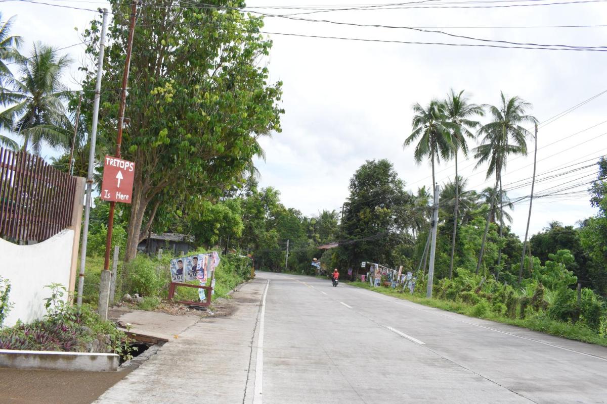 Treetops Studios Valencia,Dumaguete - Housity