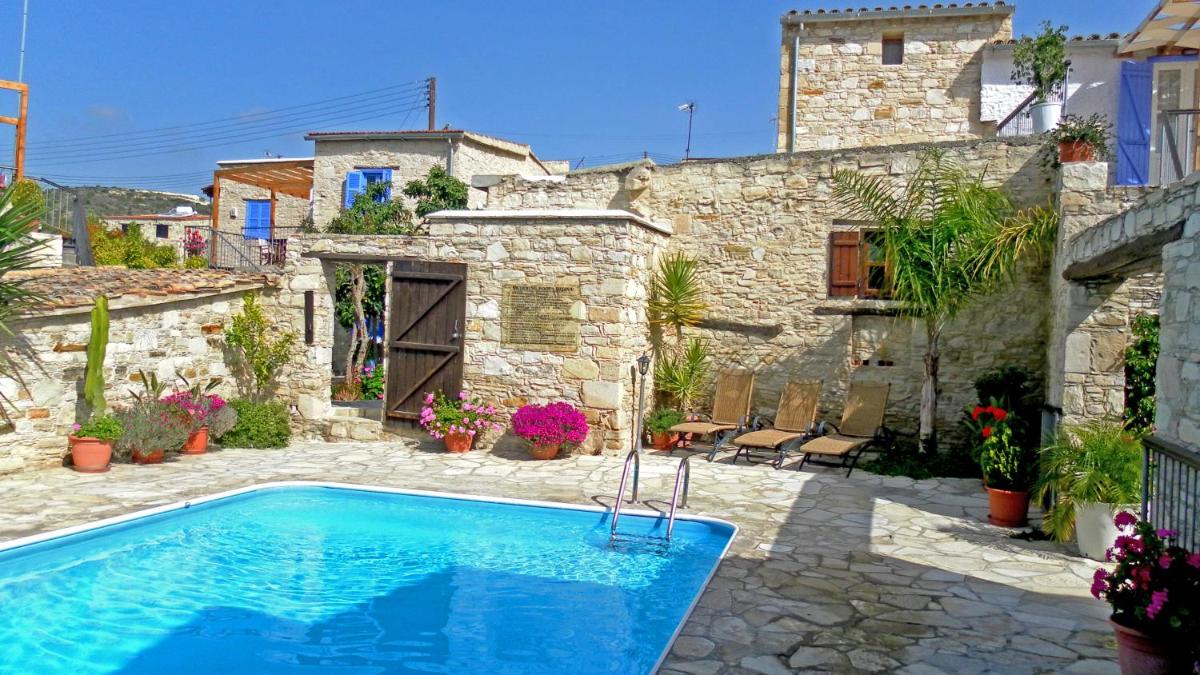 Traditional Village Houses - Housity