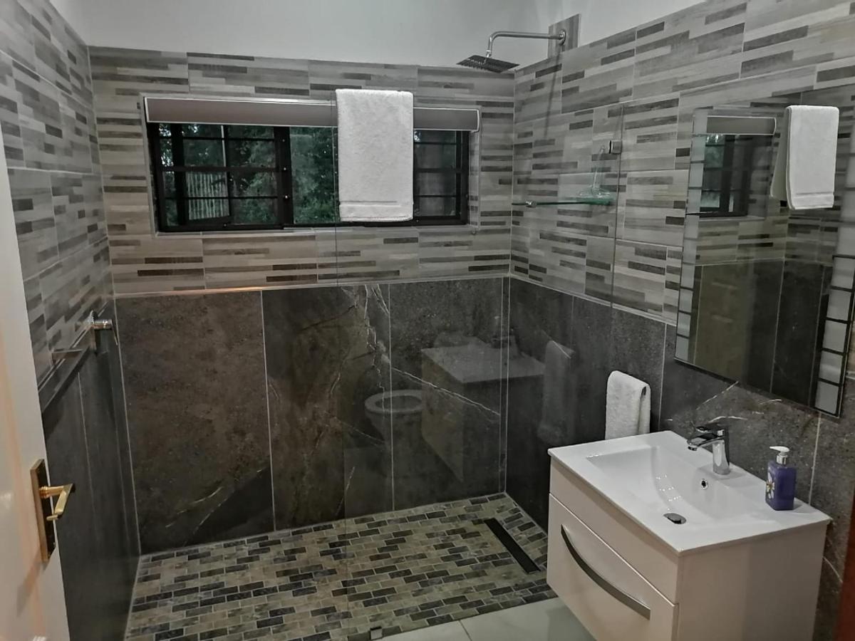 Honeybird self catering Accommodation - Hizvo