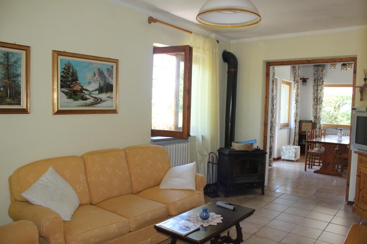 The country house on Lake Orta in Miasino - Housity