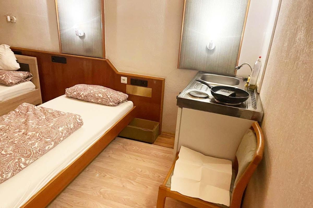 Suitetrails - One Room Apartment in Bergisch Gladbach