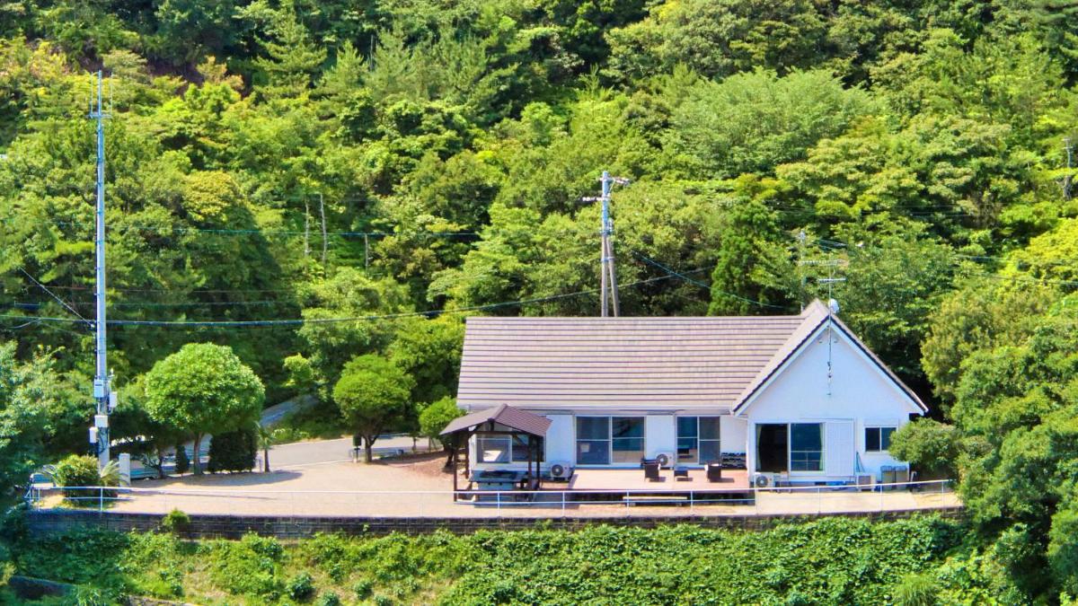 Tsubaki House - Housity